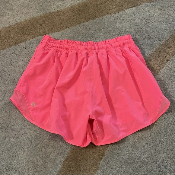 Lululemon Hotty Hot Shorts *Tall - Picture 2 of 4